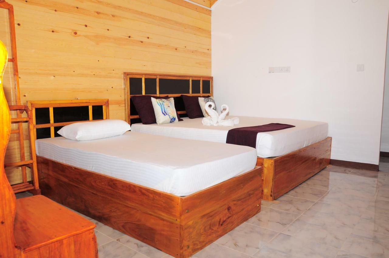 Mithra Paradise Beach Hotel Нилавели Экстерьер фото